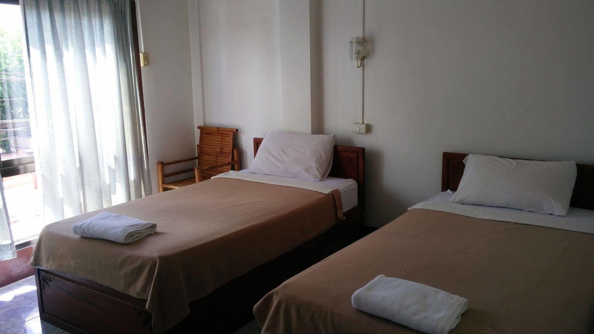 Chanthasom Guesthouse Ban Nongdouang Eksteriør bilde