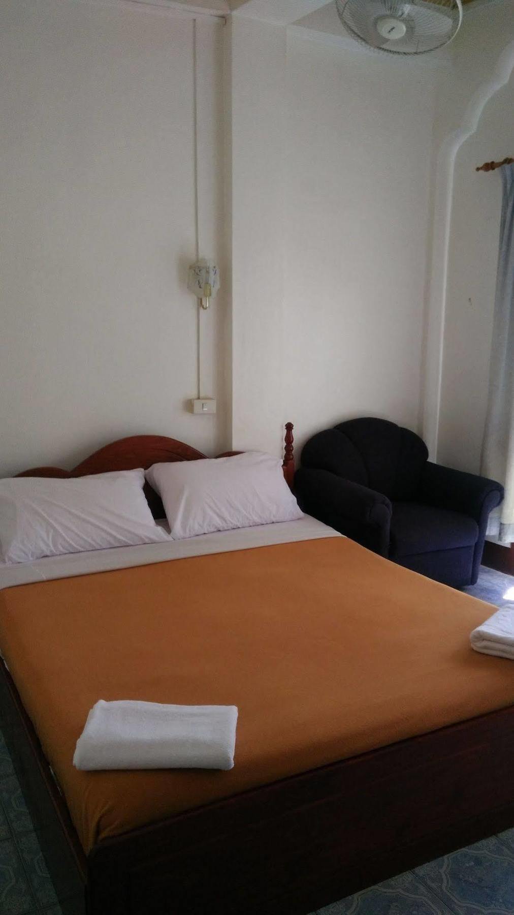 Chanthasom Guesthouse Ban Nongdouang Eksteriør bilde